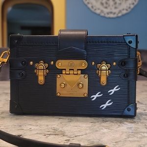 Black Petite Malle in Epi Leather